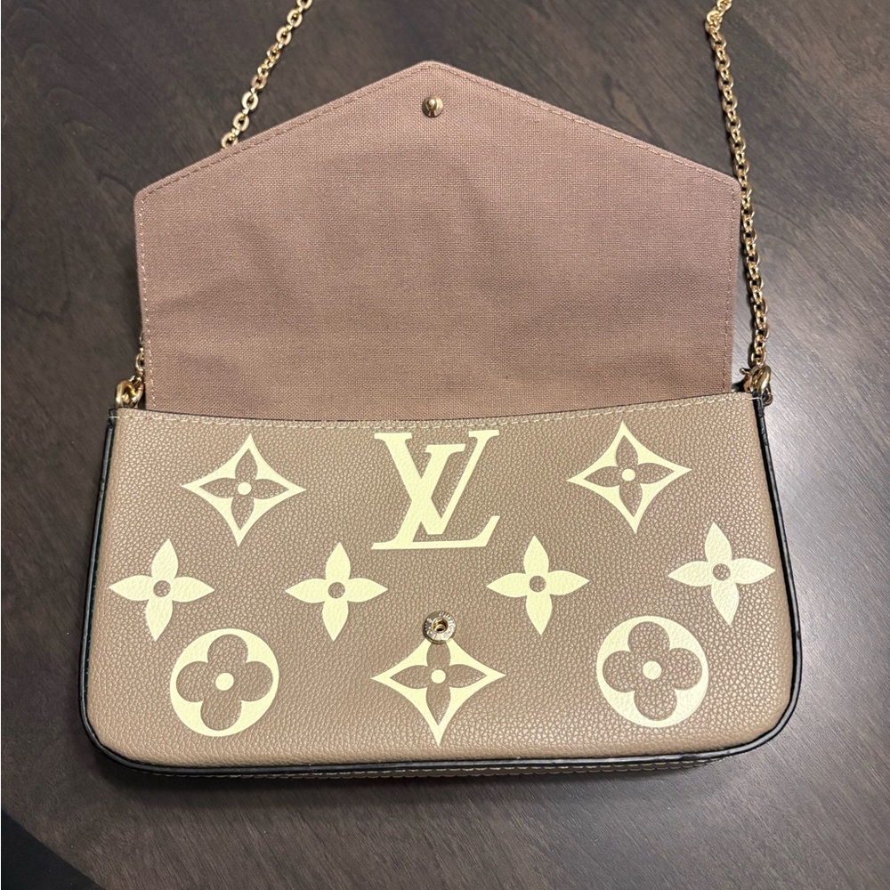Louis Vuitton Pochette Felicie - Picture 2 of 16